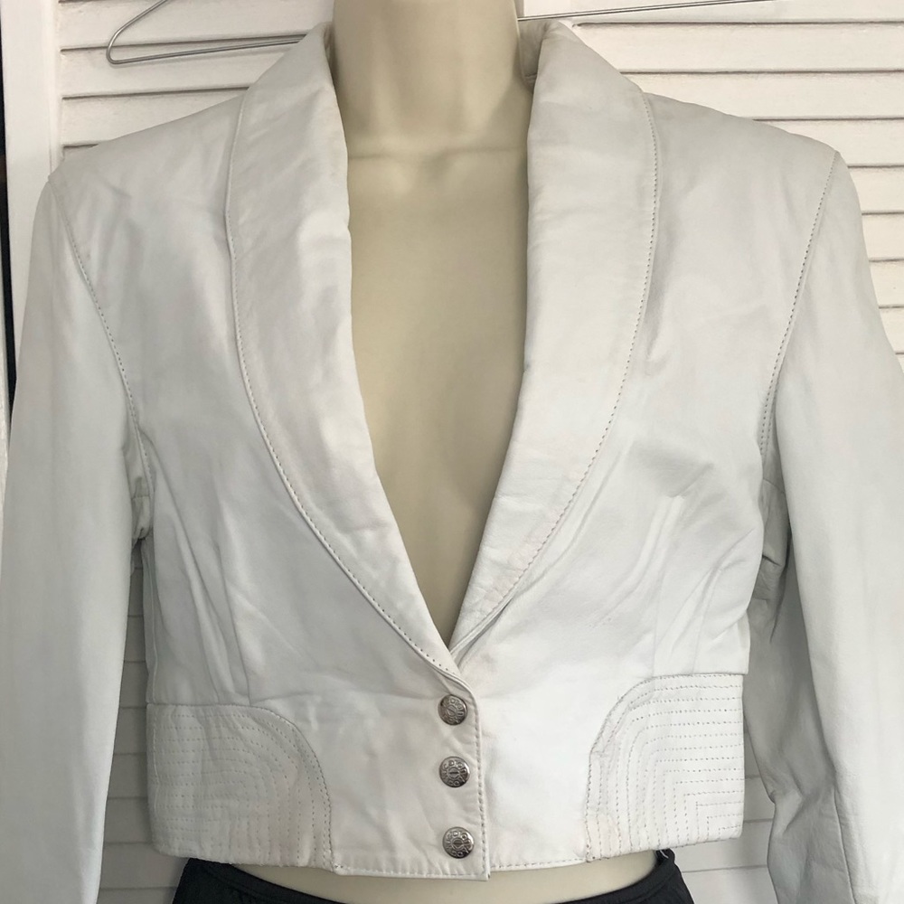Yucatán Bay Vintage 80’s White Cropped Leather Jacket